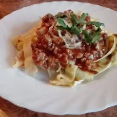 Niezwykłe spaghetti naleśnikowe – łatwy przepis na pyszne danie