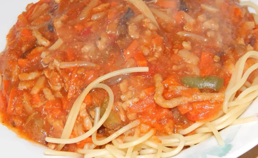 Spaghetti bolognese z marchewką – pyszna i zdrowa wersja klasyki