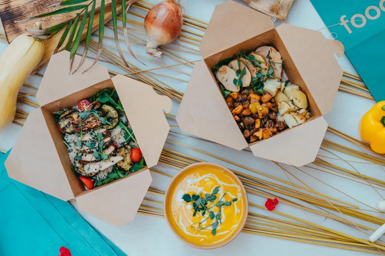 Czy zdrowy catering dietetyczny może zastąpić wizytę u dietetyka – kiedy wystarczy gotowe menu?